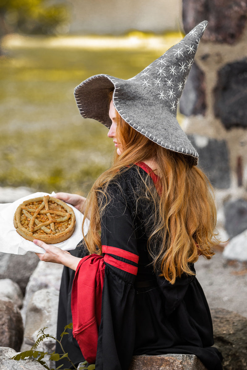 Heksenhoed met sterren, grijs, wolvilt