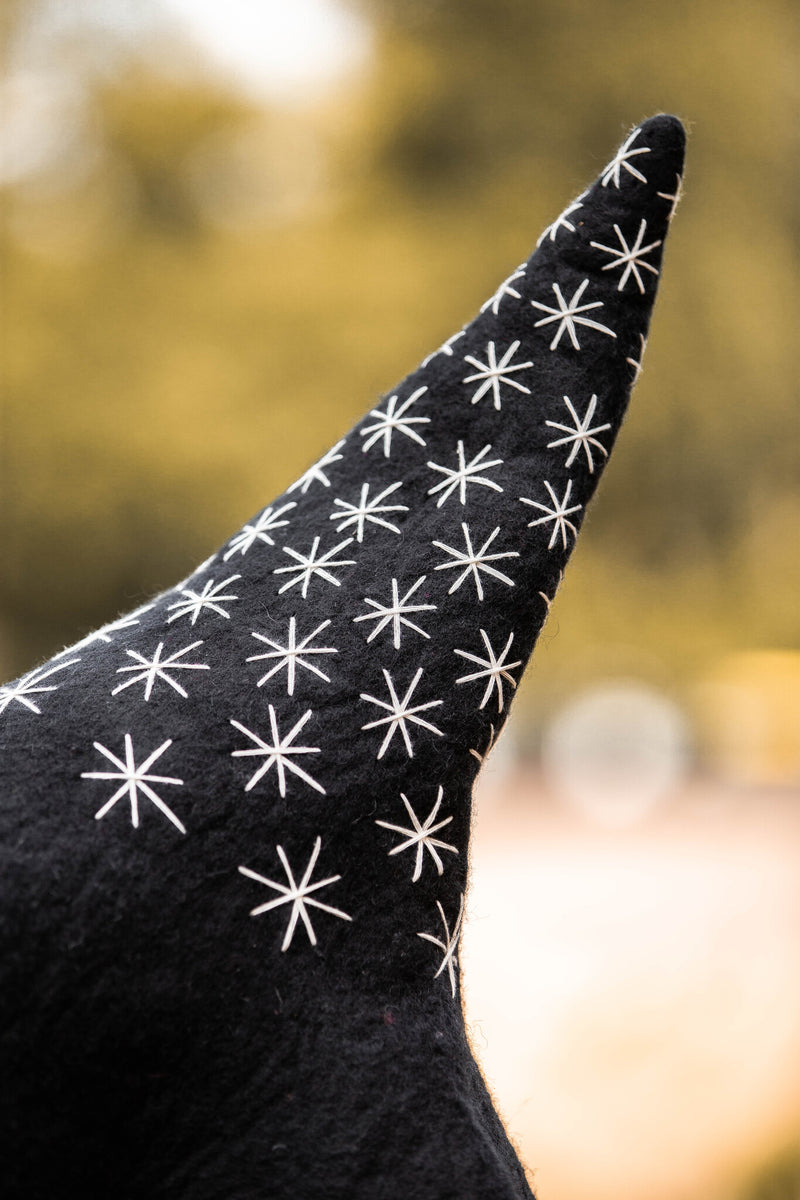 Heksenhoed met sterren, zwart, wol