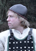 Historische Haube, Leder, braun 