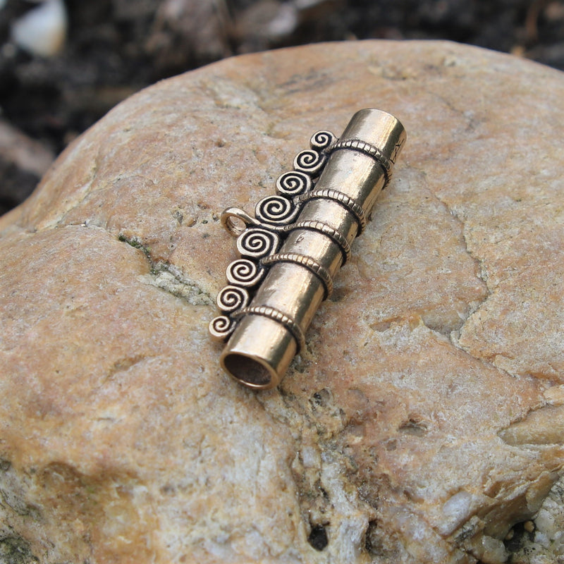 Naaldenkoker Birka, graf 515