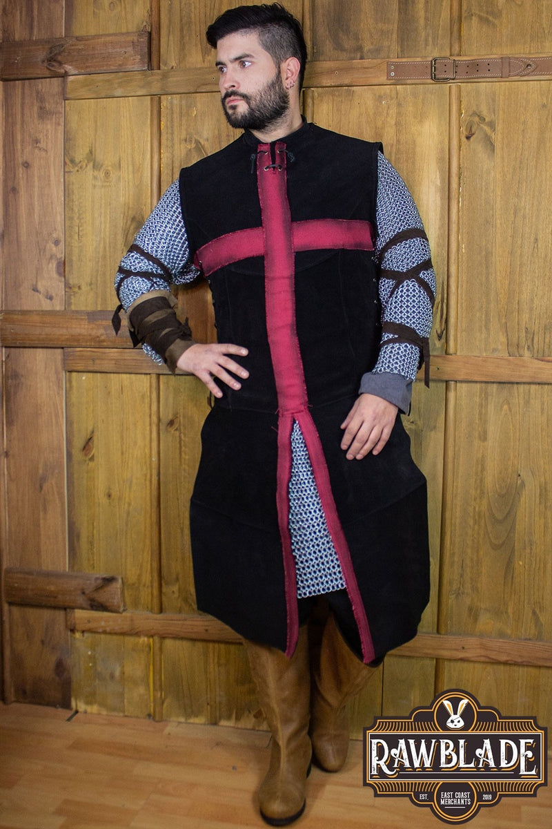 Korsriddare Tabard - Svart/Röd 