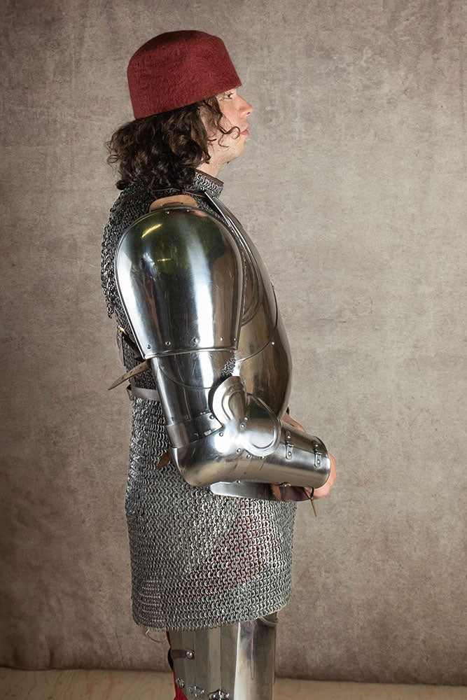 15:e århundradets milanesiska bröstplåt, 1,6 mm 