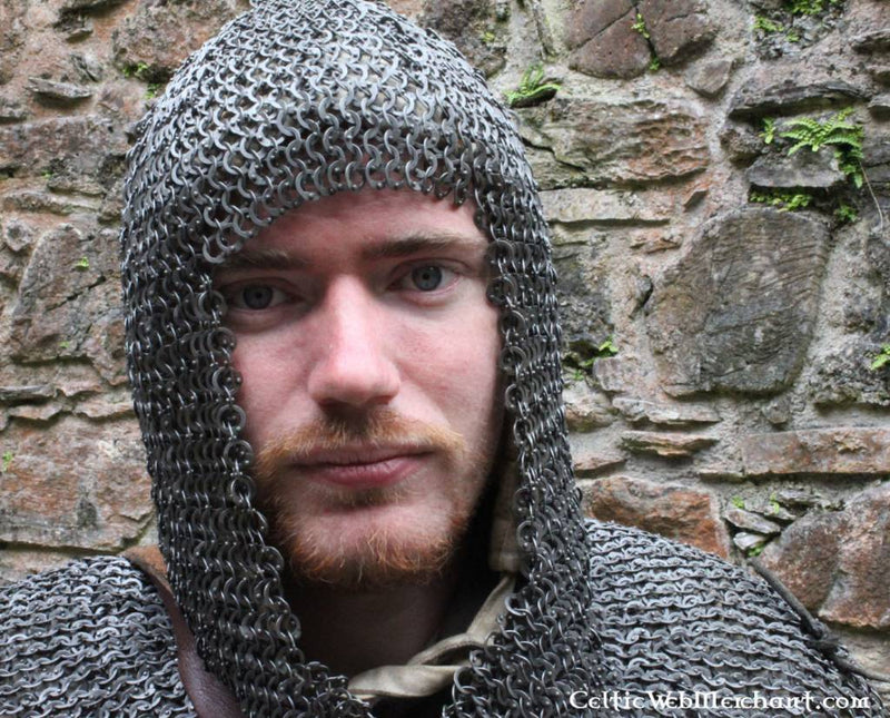 Coif di maglia con scollo quadrato, anelli rivettati misti, 6 mm 