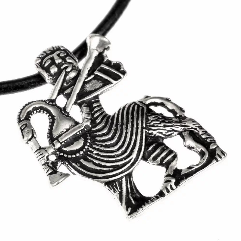 Pilgrim badge bagpiper, silvered bronze