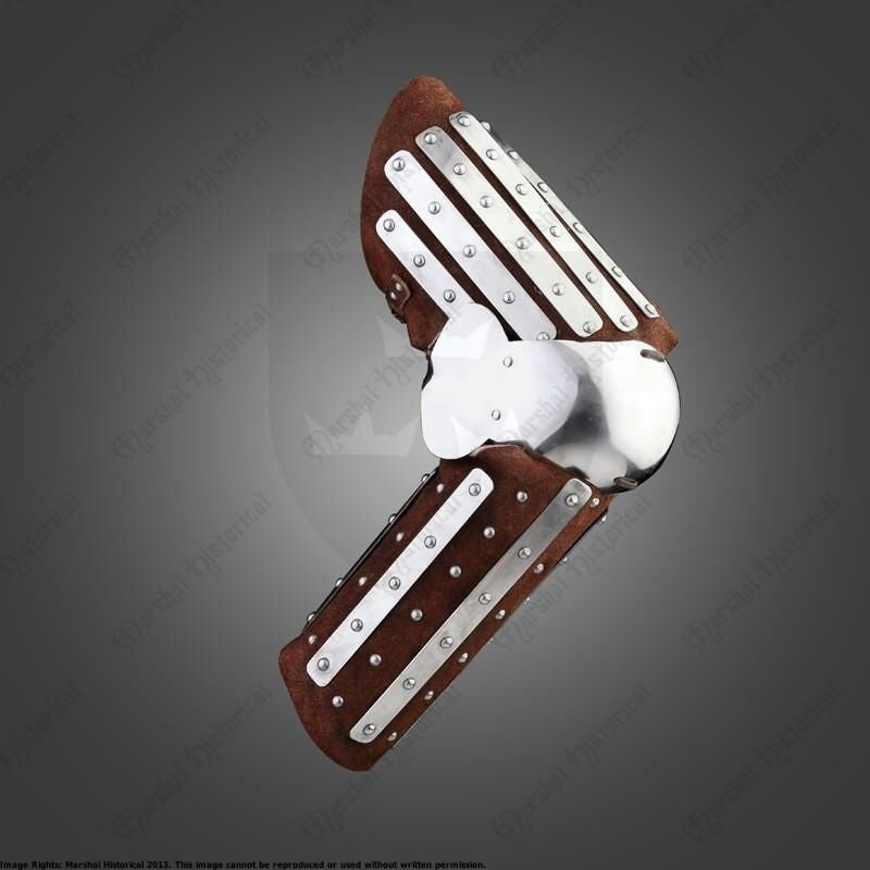 Leren vambraces 14e eeuws, armpantser