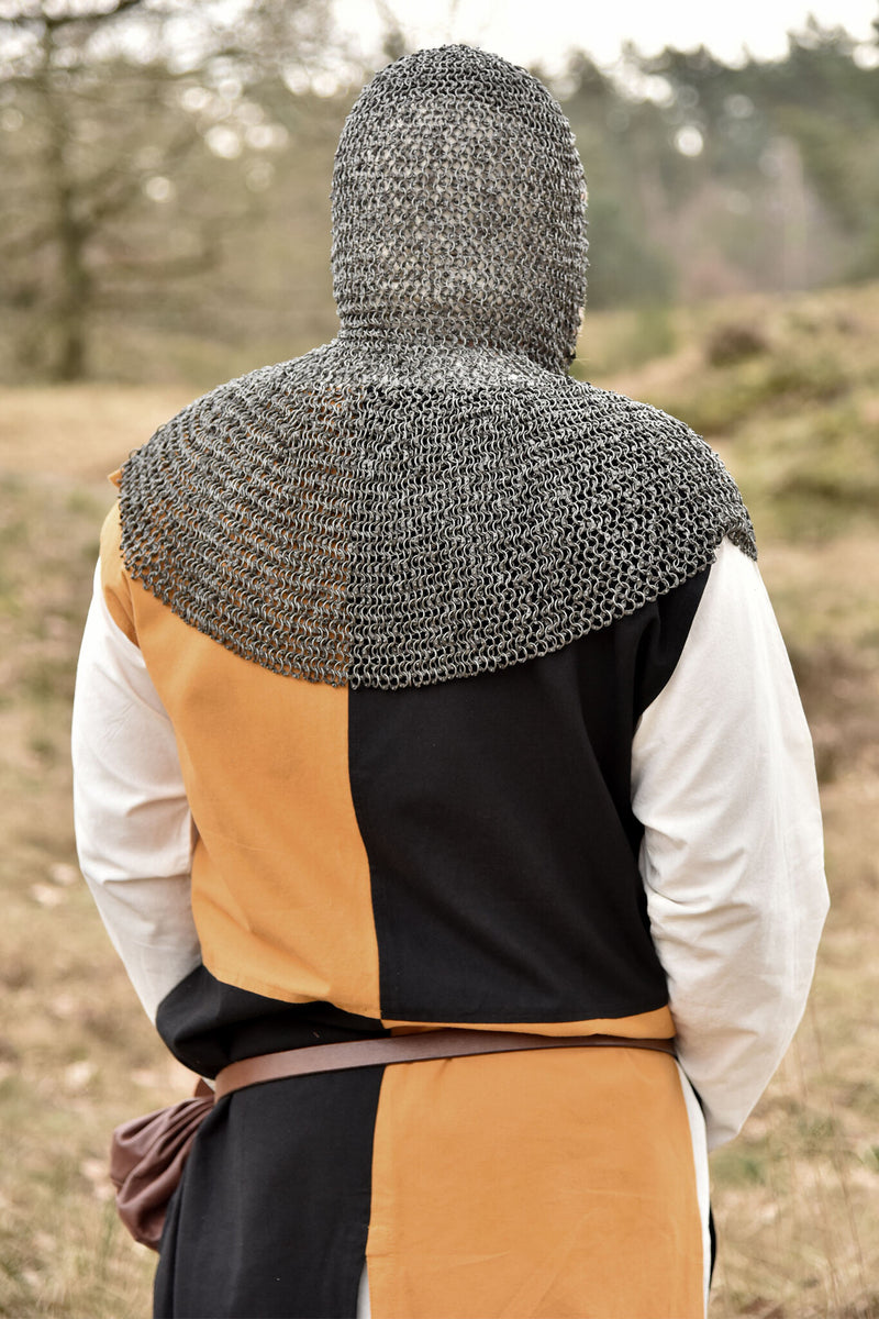 Kettenhaube mit quadratischem Hals, unbehandelt, Rundringe-Rundnieten. 8 mm 