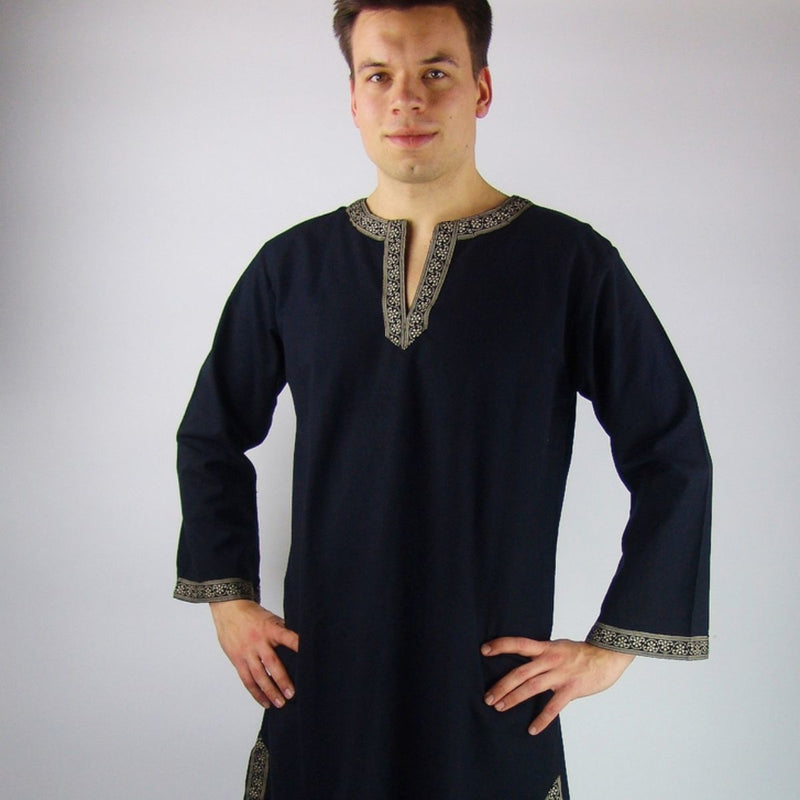 Keltische tuniek Finn zwart