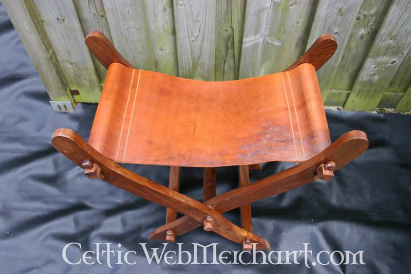 Middeleeuwse stoel II