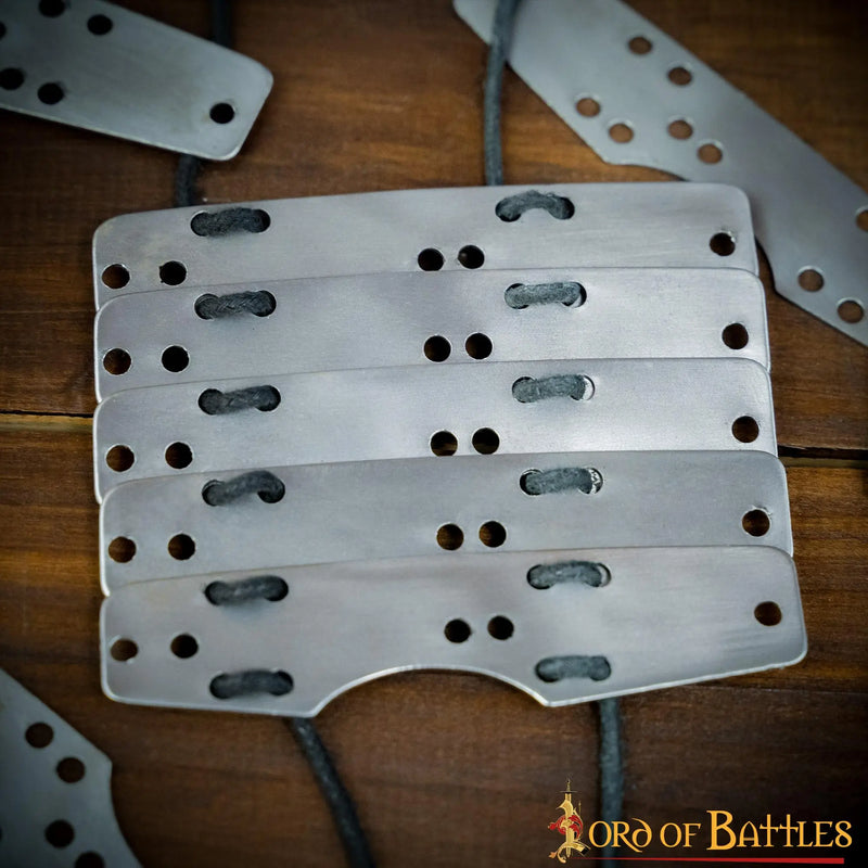 Germaans, Byzantijns lamelpantser 11.5 x 2,5 cm, 100x