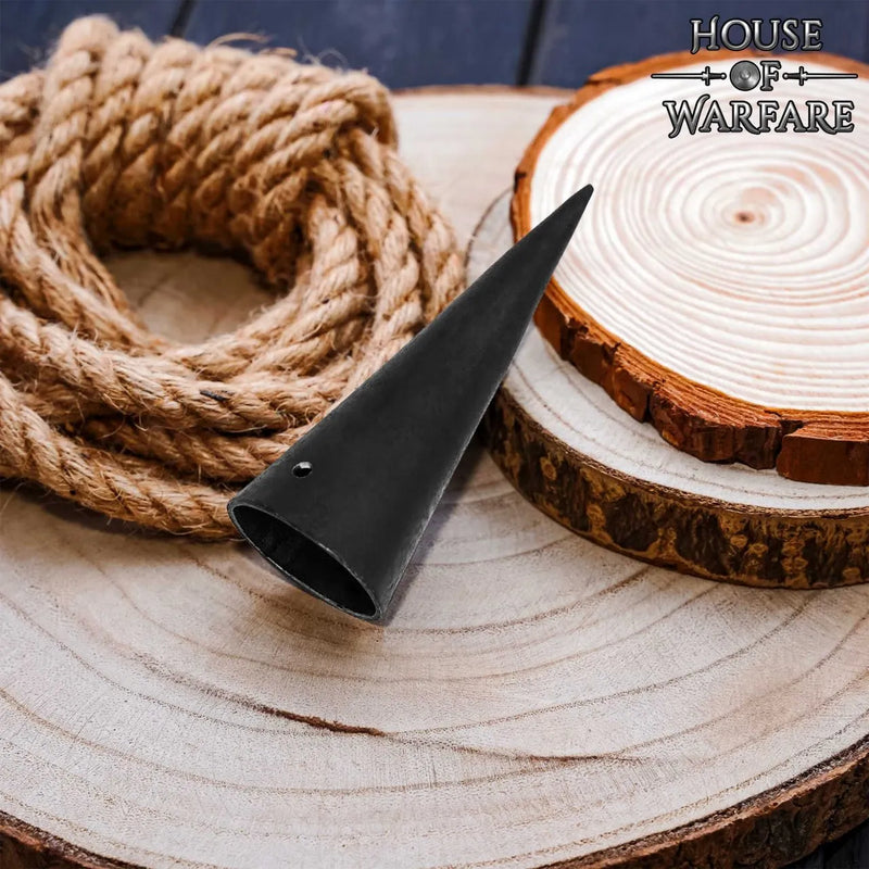 Kapturek stożkowy, ręcznie kute