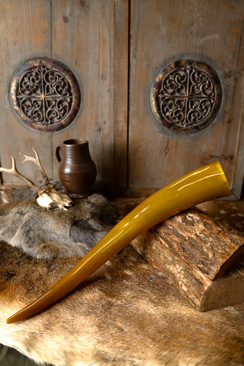 Magic drinking horn, 300-500 ml