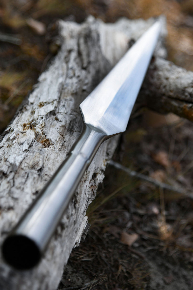 Speerpunt, semi-scherp