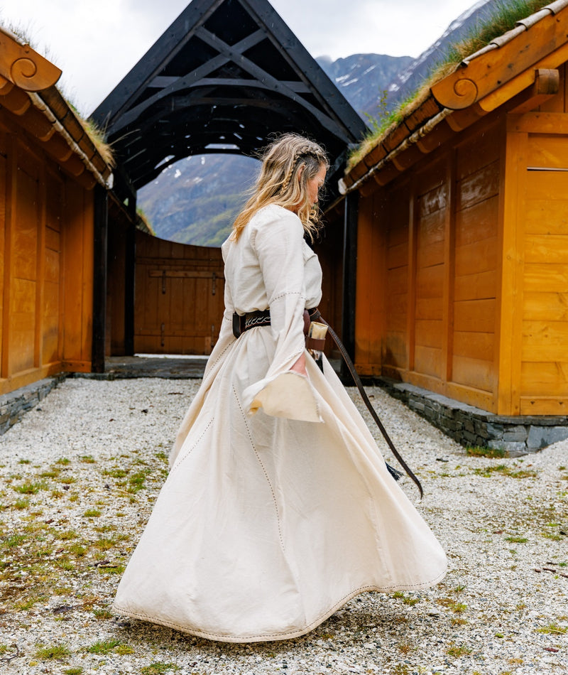 Middelalderlig kjole Begina, naturlig