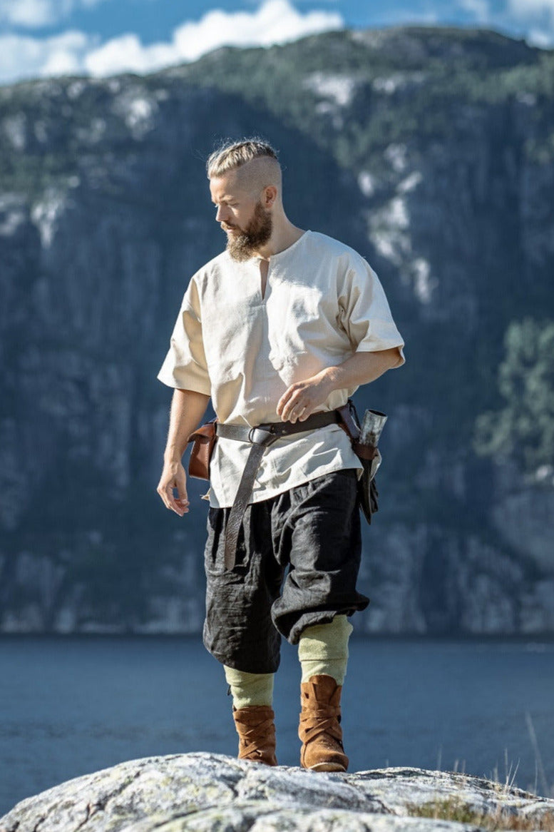 Tuniek Uhtred, crème