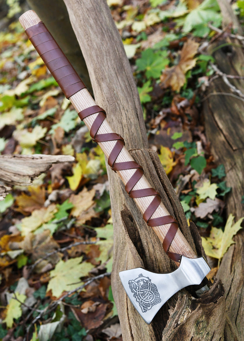 Viking axe, type E, engraved, semi-sharp