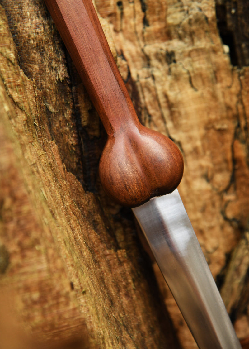 Klotendolk, semi-scherp