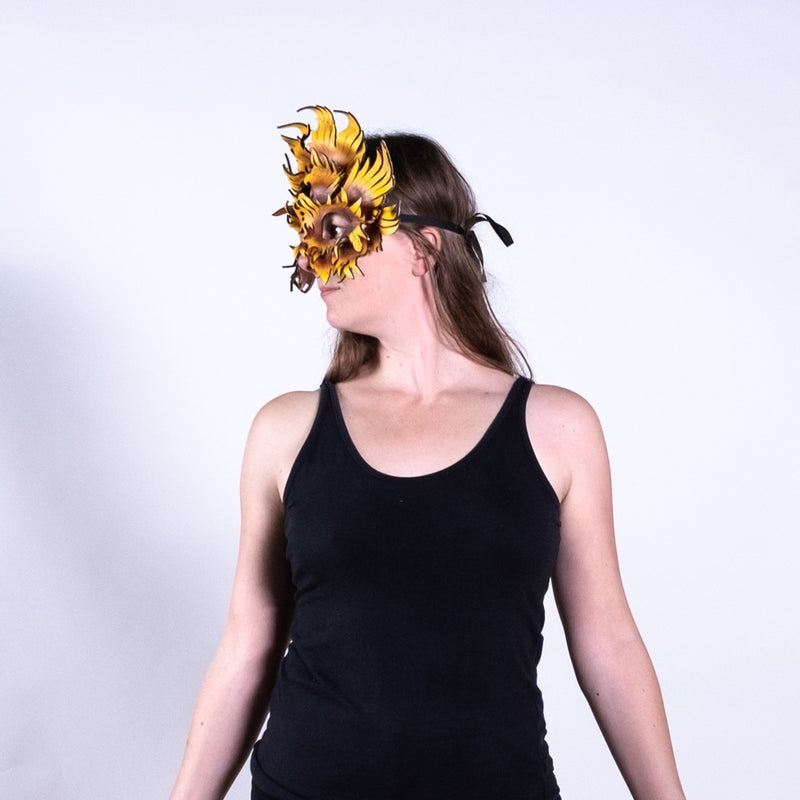 maschera uccello in pelle 