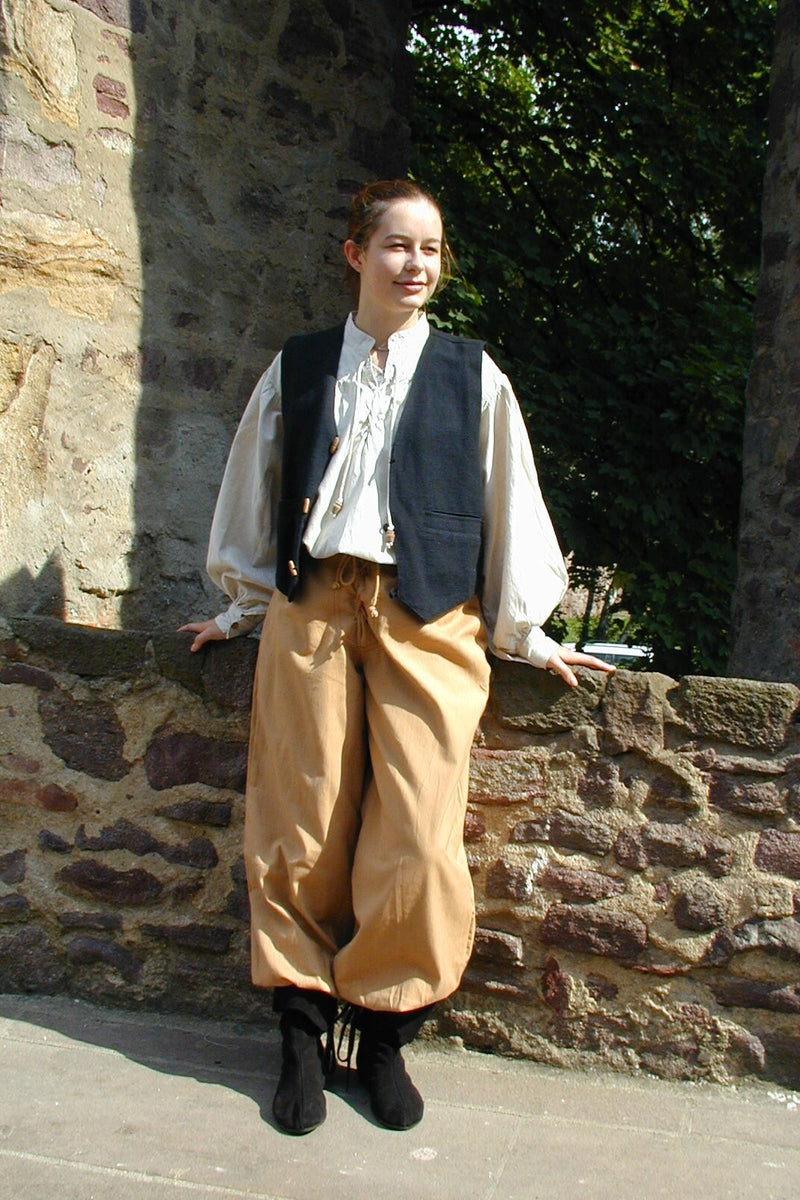 Chemise du XVIIe siècle avec boutons, noir 