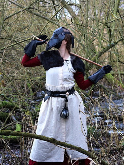 Get the Look: Pestdokter