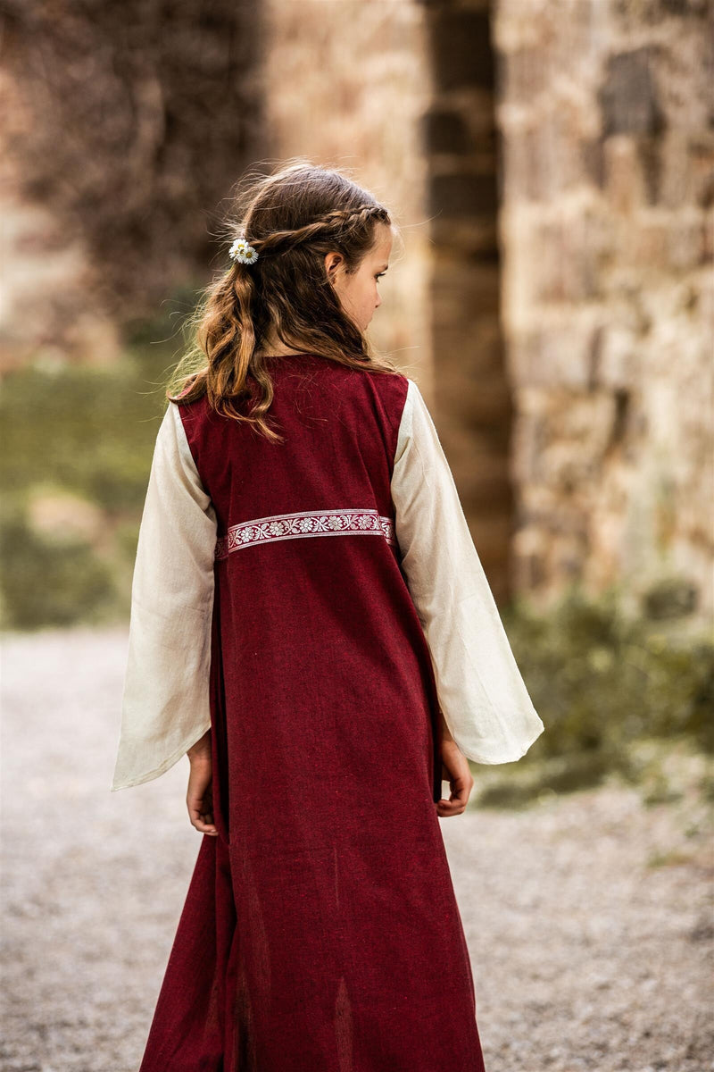 Dziewczyny ubierają się Ariane, czerwona biała