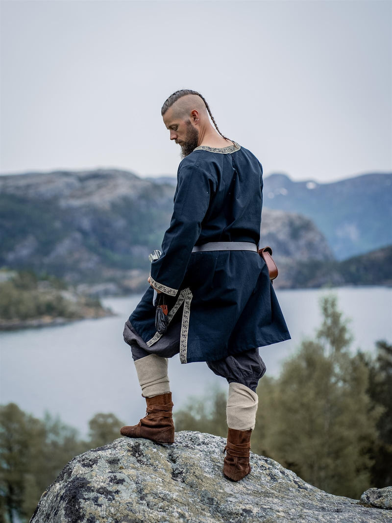 Keltische tuniek Finn zwart