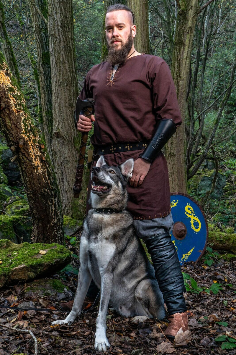 Tunica con orlo autentico, marrone scuro 